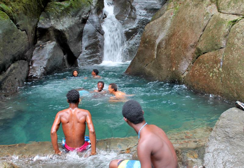 Lundi : Pack soufrière ou chute du carbet - Basse-Terre